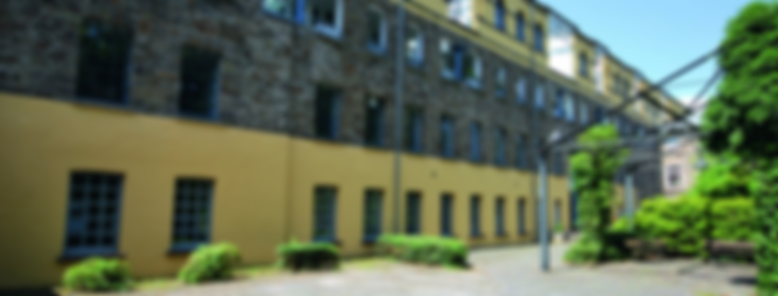 Bitte warten, Bild läd ...